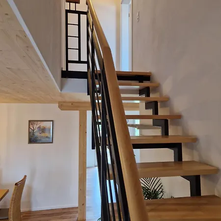 Fewo1 Neuwertige, Grosse 110qm Ueber Zwei Etagen Mit Balkon Im Aussenbereich *