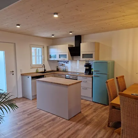 Fewo1 Neuwertige, Grosse 110qm Ueber Zwei Etagen Mit Balkon Im Aussenbereich * Riegel