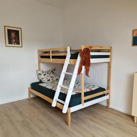 Fewo1 Neuwertige, Grosse 110qm Ueber Zwei Etagen Mit Balkon Im Aussenbereich * Riegel