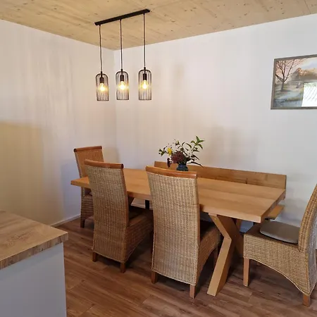 Fewo1 Neuwertige, Grosse 110qm Ueber Zwei Etagen Mit Balkon Im Aussenbereich *